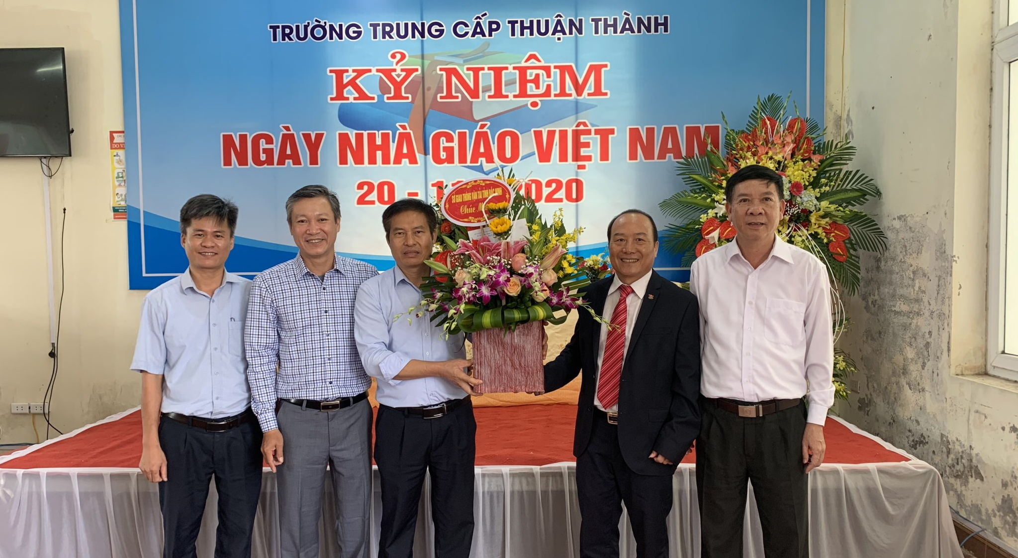 Một số hình ảnh về ngày Nhà giáo Việt Nam 20/11/2020